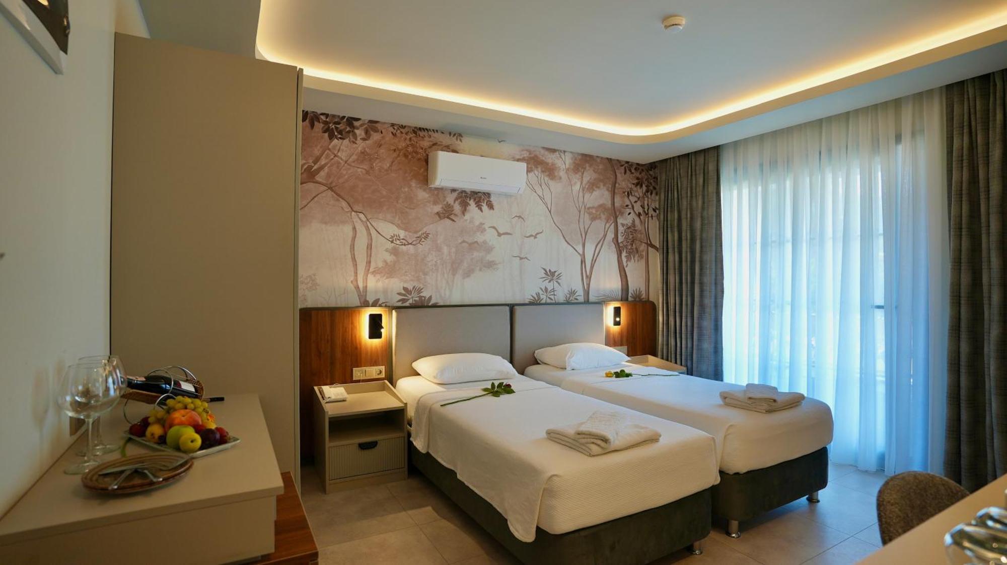 Ida Hotel Marmaris Buitenkant foto